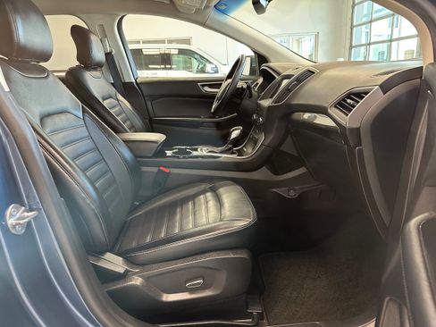 Used 2018 Ford Edge SEL w/ Equipment Group 201A AWD/4WD image 15