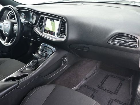 Used 2018 Dodge Challenger R/T w/ Quick Order Package 28P T/A image 9