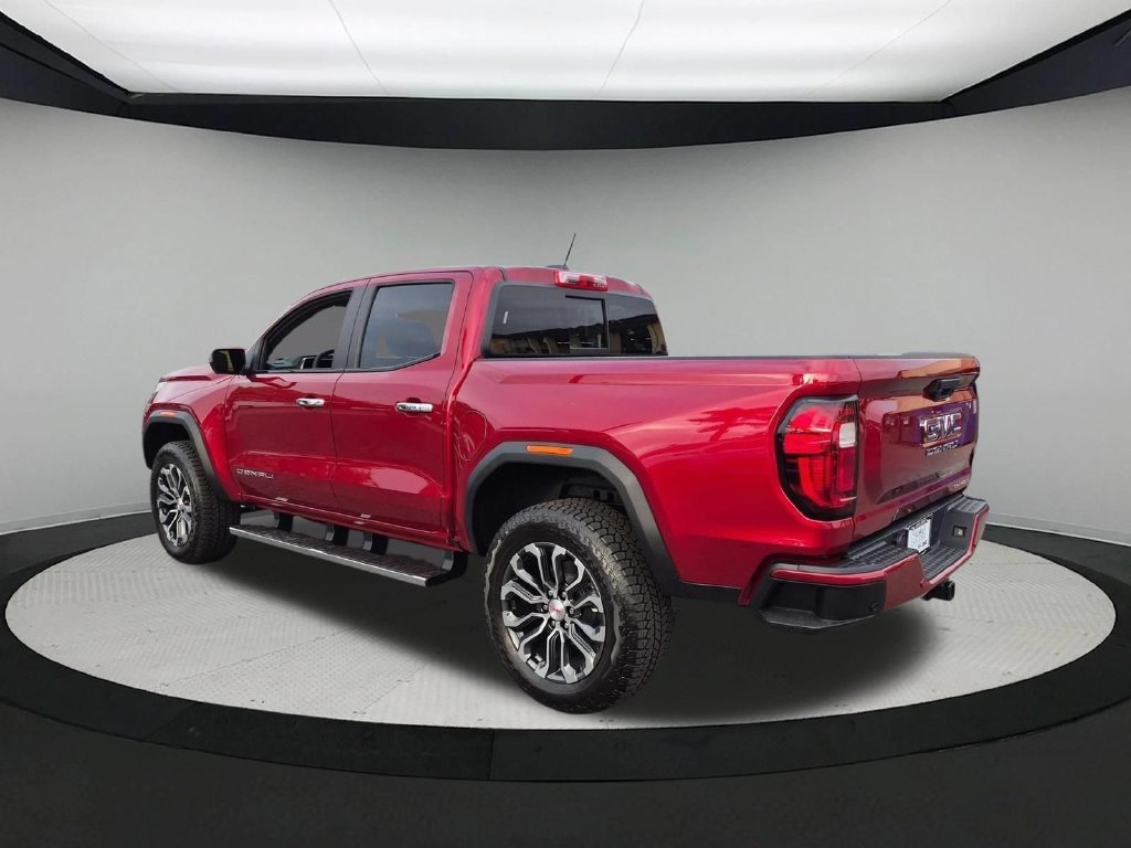 New 2026 GMC Canyon Denali AWD/4WD image 3