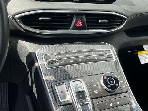 Used 2022 Hyundai Santa Fe SEL w/ Convenience Package image 28