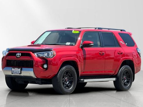Used 2019 Toyota 4Runner TRD Off-Road Premium AWD/4WD image 9
