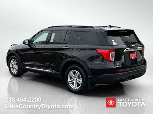 Used 2024 Ford Explorer XLT w/ Class IV Trailer Tow Package AWD/4WD image 3