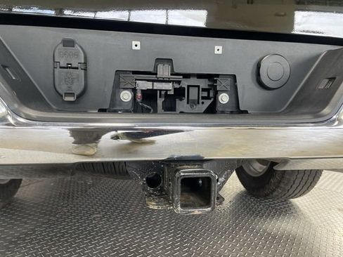Used 2023 Chevrolet Silverado 1500 LT AWD/4WD image 26