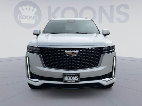 Used 2024 Cadillac Escalade ESV Premium Luxury image 11