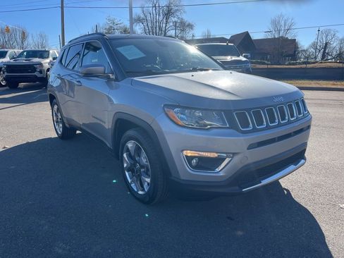 Used 2020 Jeep Compass Limited image 7