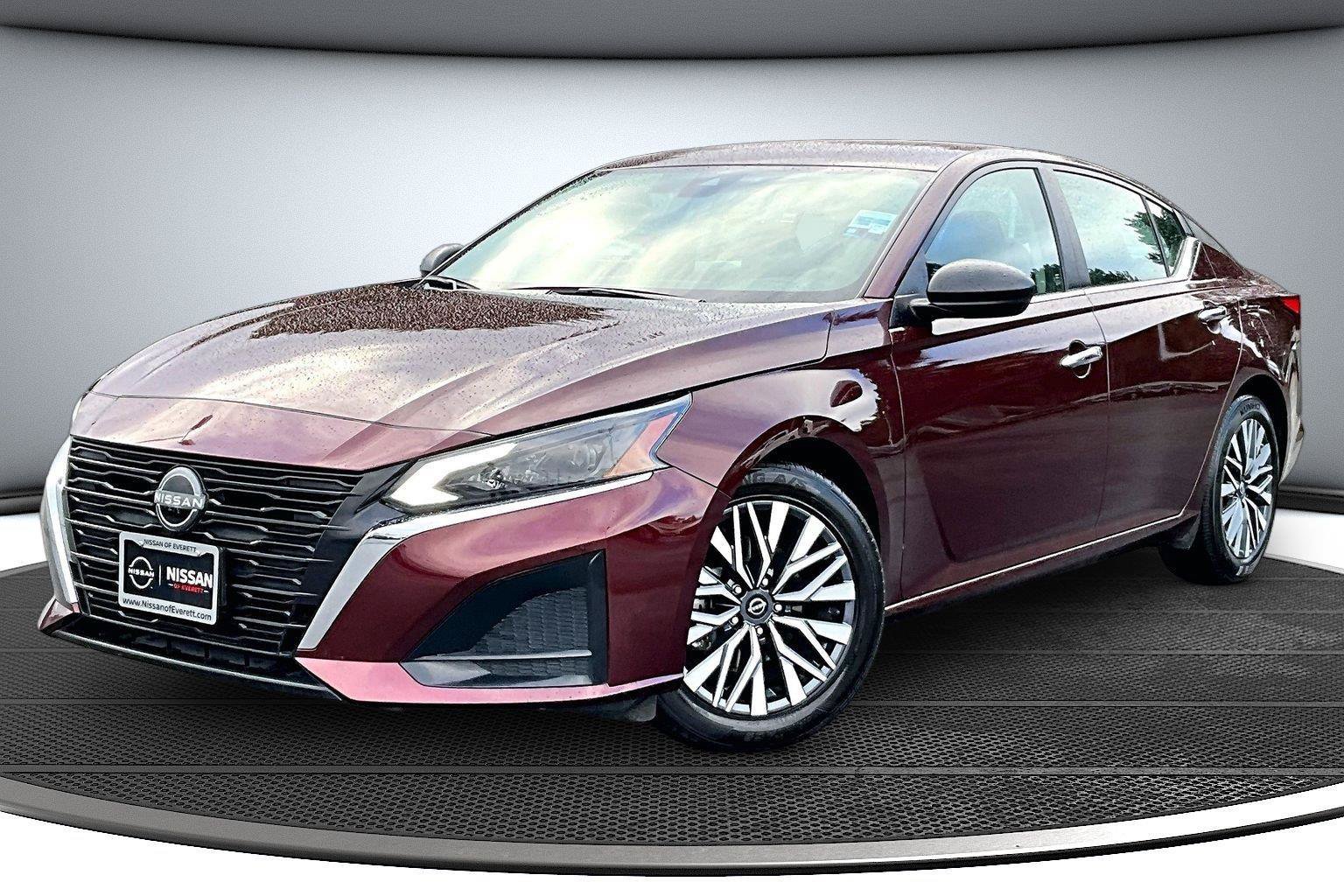 Used 2025 Nissan Altima 2.5 SV FWD image 4