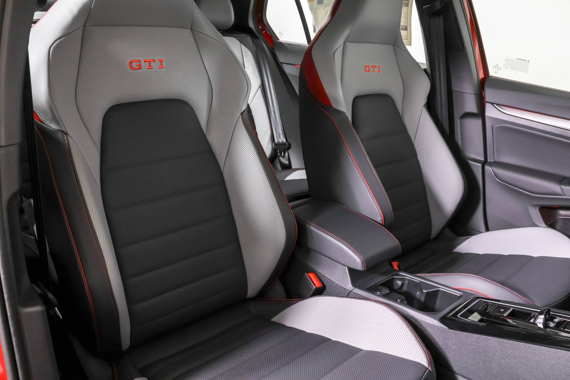 New 2026 Volkswagen GTI SE FWD image 44