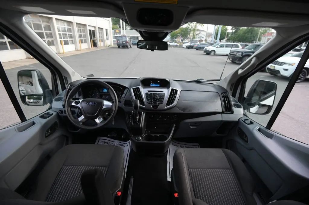 Used 2019 Ford Transit 350 XLT RWD image 33