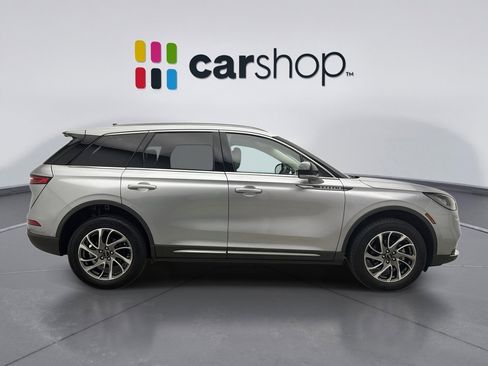 Used 2022 Lincoln Corsair AWD w/ Equipment Group 101A image 6