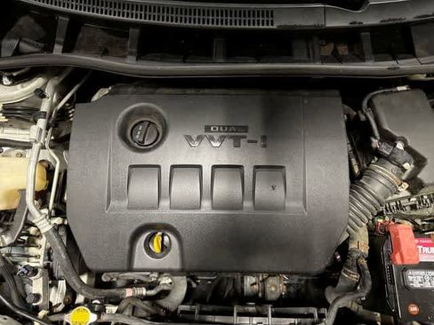 Used 2012 Toyota Corolla LE FWD image 11