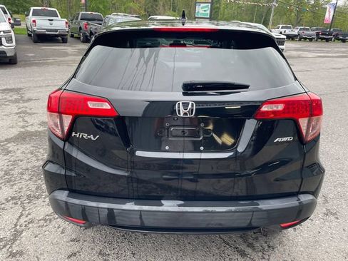 Used 2018 Honda HR-V EX image 6