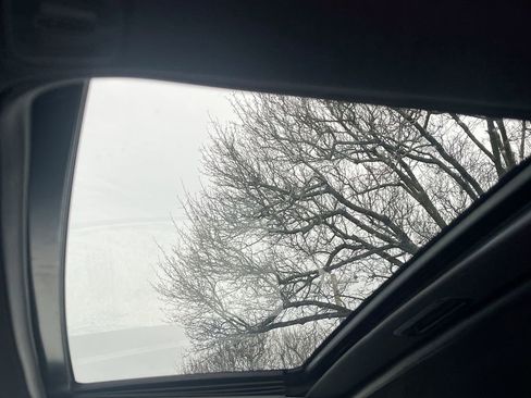 Used 2018 Dodge Challenger GT w/ Driver Convenience Group image 22