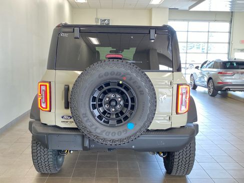New 2026 Ford Bronco Badlands AWD/4WD image 6