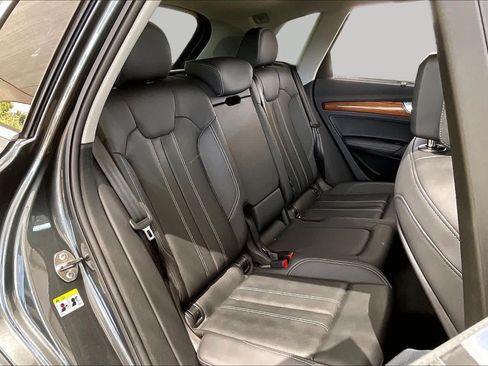 Used 2023 Audi Q5 2.0T Premium Plus AWD/4WD image 19