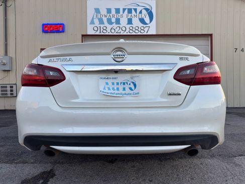Used 2018 Nissan Altima 2.5 SR w/ SR Special Edition image 17