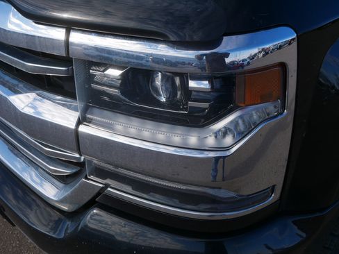 Used 2018 Chevrolet Silverado 1500 High Country image 15