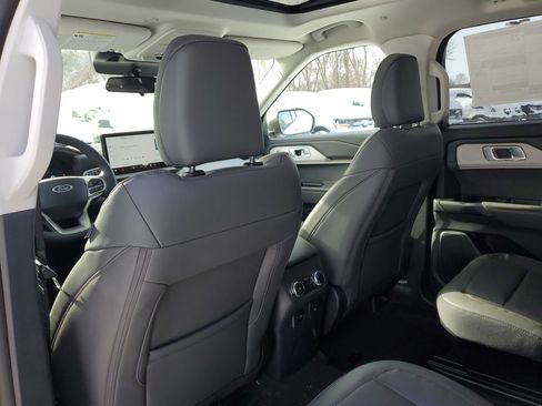 New 2026 Ford Explorer Active w/ Active Comfort Package image 29