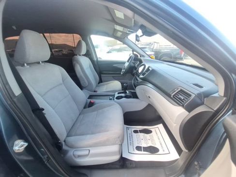 Used 2019 Honda Pilot EX image 16