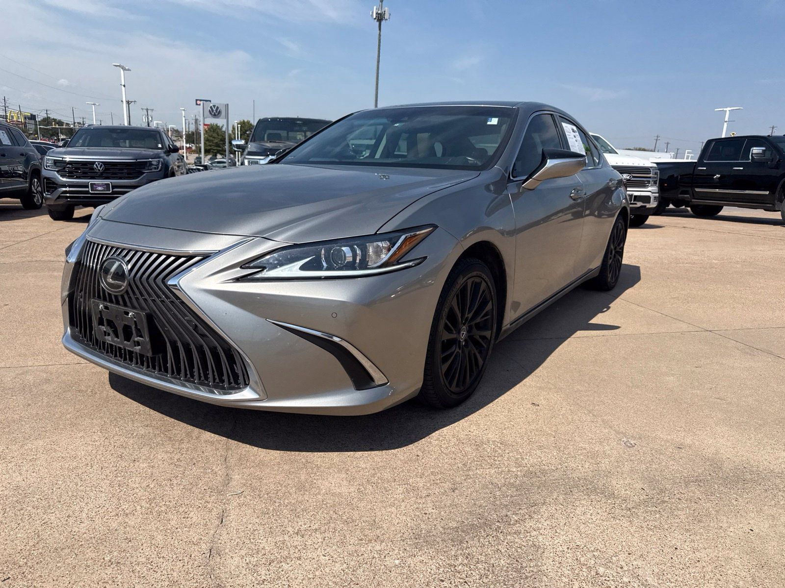 Used 2021 Lexus ES 350 w/ Premium Package FWD image 3