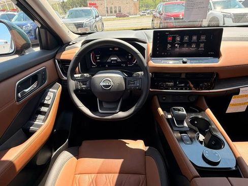 New 2026 Nissan Rogue Platinum AWD/4WD image 22