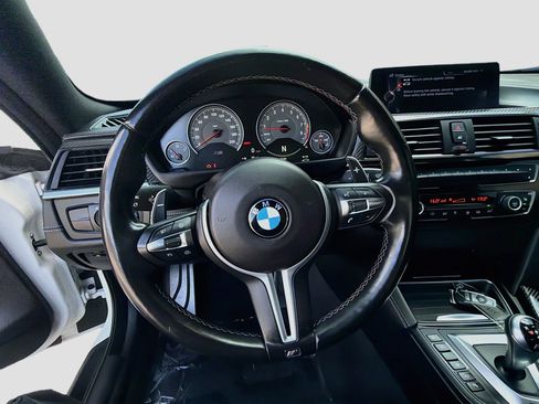 Used 2015 BMW M4 Coupe RWD image 10