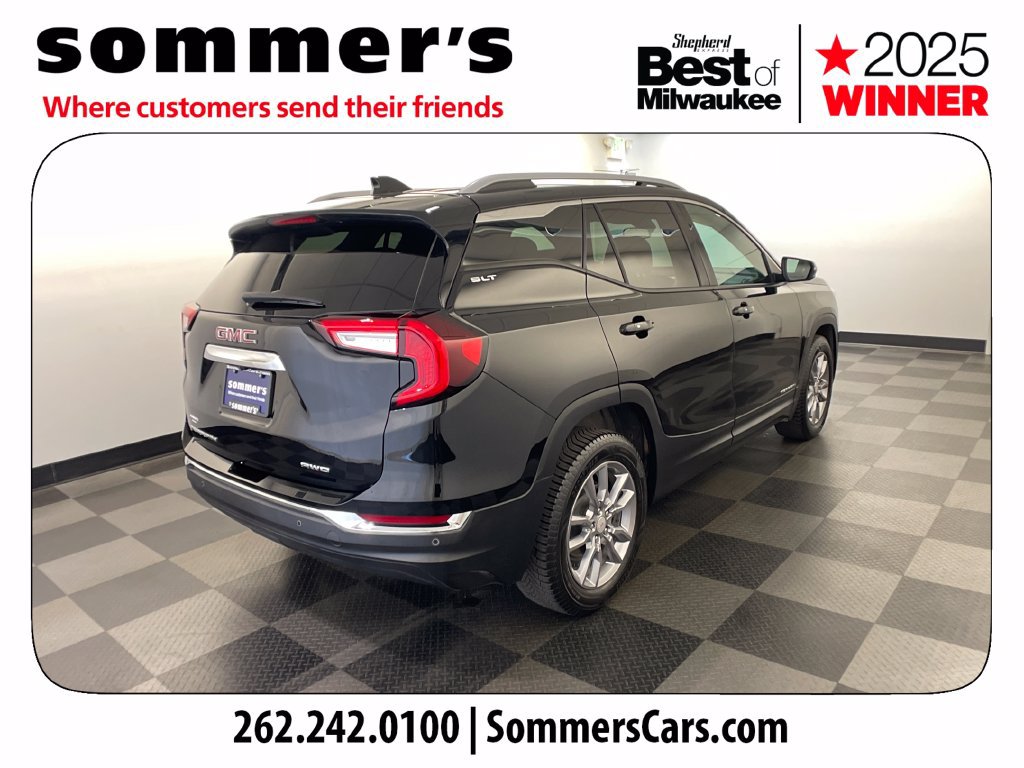 Used 2024 GMC Terrain SLT w/ Tech Package AWD/4WD image 5