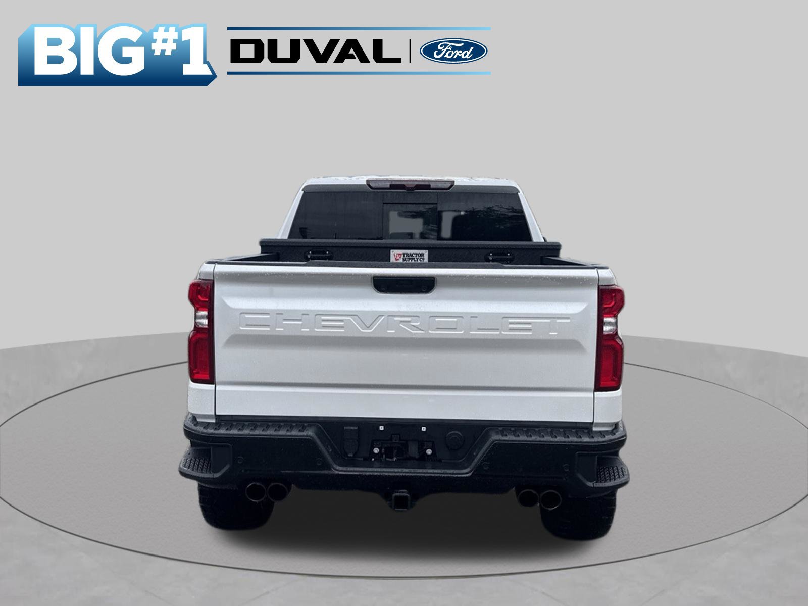 Used 2024 Chevrolet Silverado 1500 LT Trail Boss w/ LT Trail Boss Premium Package AWD/4WD image 8