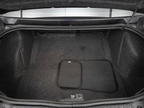 Used 2015 Dodge Challenger SRT Hellcat image 35