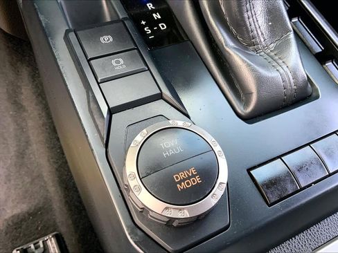 Used 2024 Toyota Tacoma TRD Sport image 33