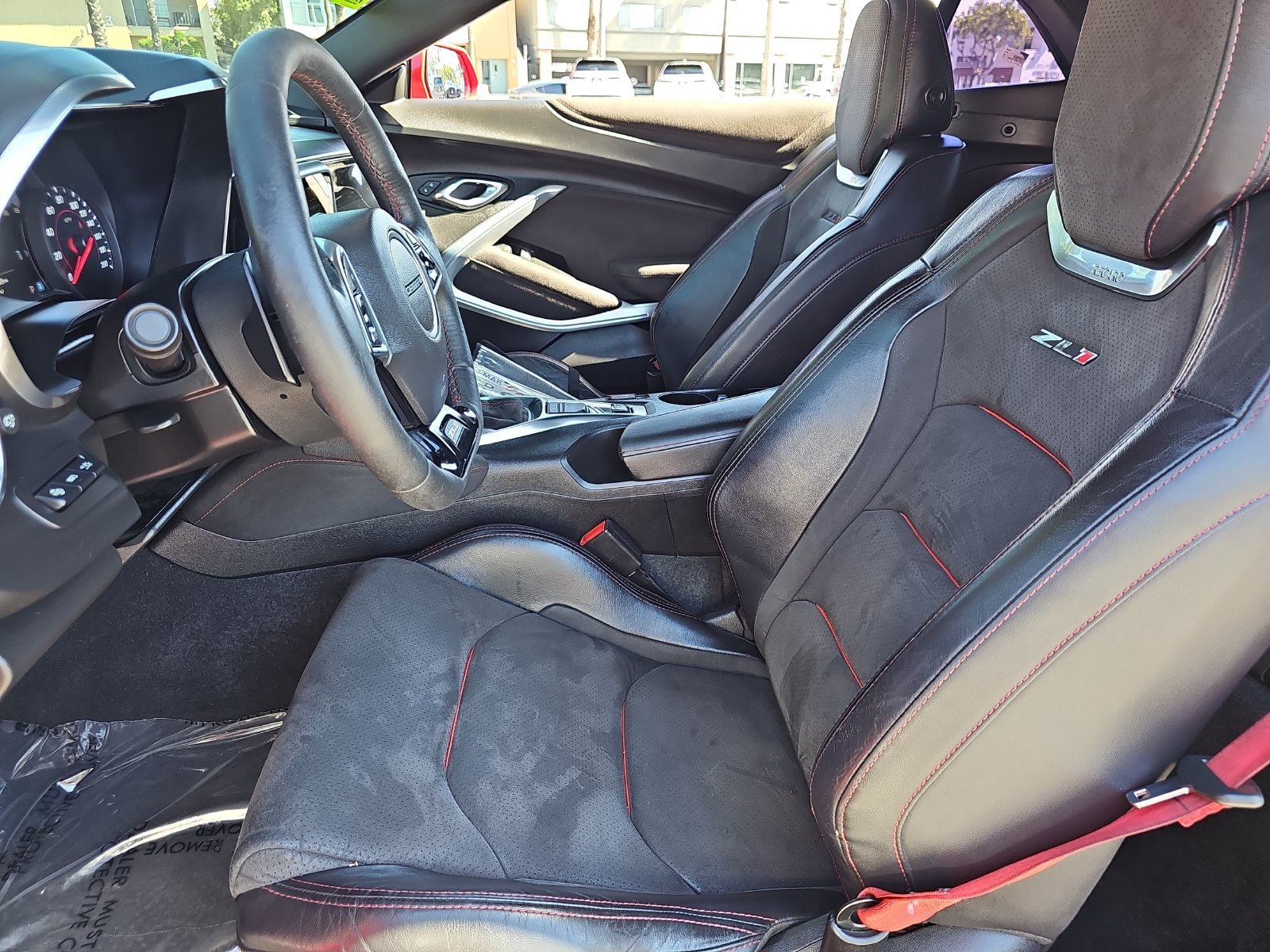 Used 2019 Chevrolet Camaro ZL1 RWD image 16