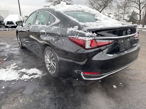 Certified 2025 Lexus ES 300h Ultra Luxury image 5