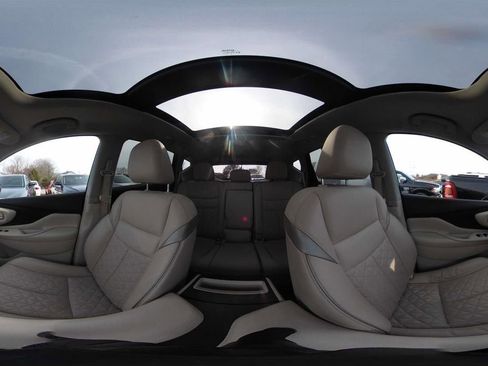 Used 2019 Nissan Murano Platinum image 25