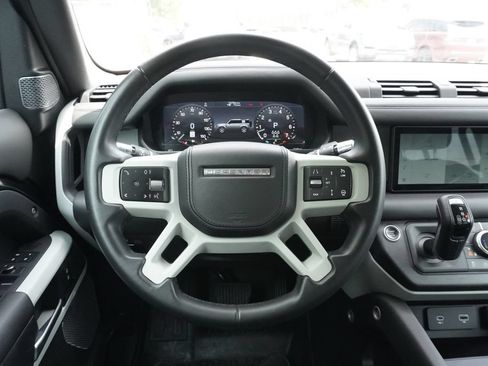Used 2020 Land Rover Defender 110 HSE AWD/4WD image 10