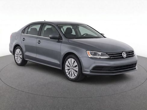 Used 2020 Volkswagen Jetta S w/ Driver Assistance Package FWD image 2