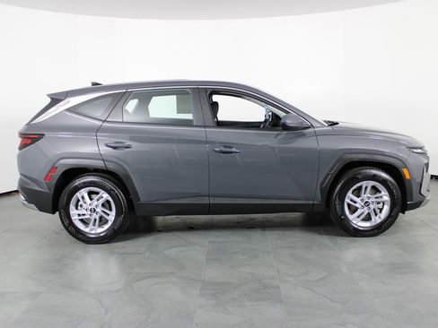 Certified 2026 Hyundai Tucson SE image 15