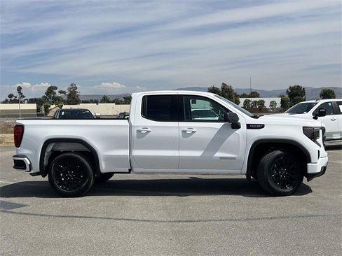 New 2026 GMC Sierra 1500 Elevation w/ LPO, Elevation Black Package image 2