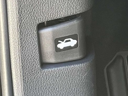 New 2025 Nissan Altima 2.5 SR image 19