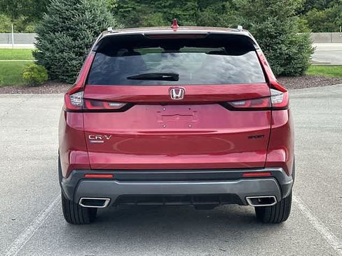 Used 2025 Honda CR-V Sport image 4
