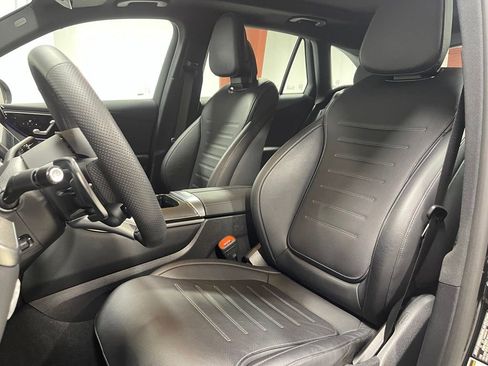 Used 2024 Mercedes-Benz GLC 43 AMG 4MATIC image 22