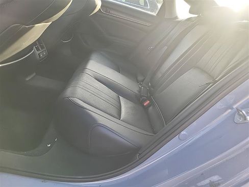 Used 2021 Honda Accord Touring image 8