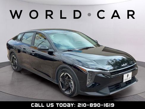 Used 2025 Kia K4 EX FWD image 1