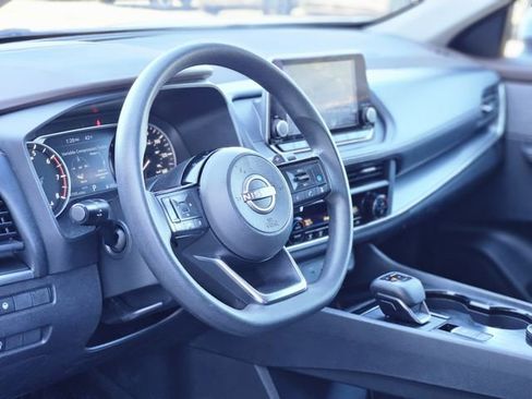 Certified 2023 Nissan Rogue SV image 12