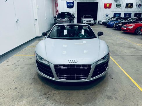 Used 2012 Audi R8 V10 w/ Enhanced Leather Pkg image 18