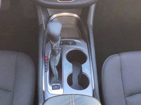 Used 2024 Chevrolet Malibu LT image 14