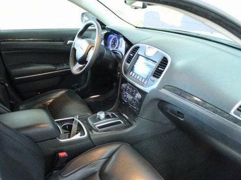 Used 2023 Chrysler 300 Touring L w/ Popular Equipment Group image 11