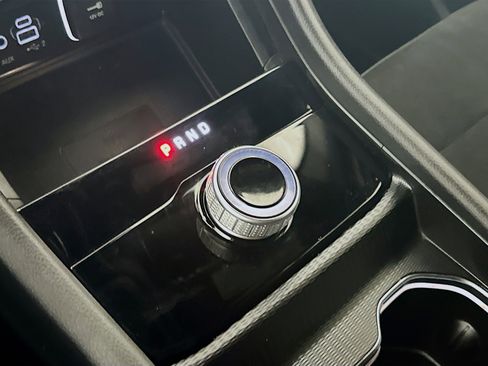 Used 2023 Jeep Grand Cherokee L Laredo image 24