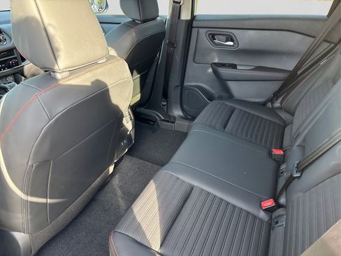 New 2026 Nissan Rogue SV image 10