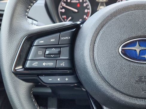 Used 2025 Subaru Forester Premium AWD/4WD image 38