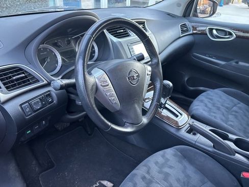 Used 2013 Nissan Sentra SL w/ Navigation Pkg image 19