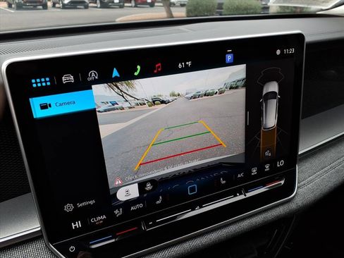 Certified 2025 Volkswagen Tiguan S image 27